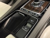USED 2017 67 JAGUAR F-PACE 2.0 D240 Portfolio SUV 5dr Diesel Auto AWD Euro 6 (s/s) (240 ps) PAN ROOF|CREAM LEATHER|REV CAM