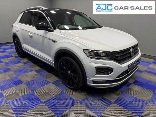 View our VOLKSWAGEN T-ROC