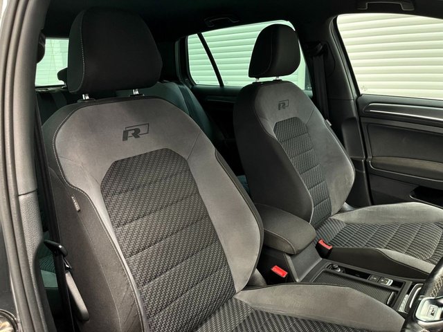View our VOLKSWAGEN GOLF