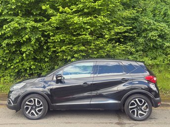 View our RENAULT CAPTUR