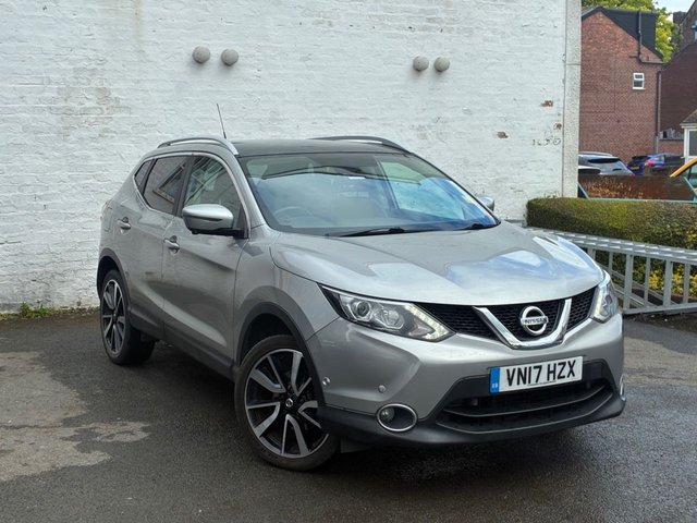 View our Nissan Qashqai 1.6 dCi Tekna SUV 5dr Diesel Manual 2WD Euro 6 (s/s) (130 ps)