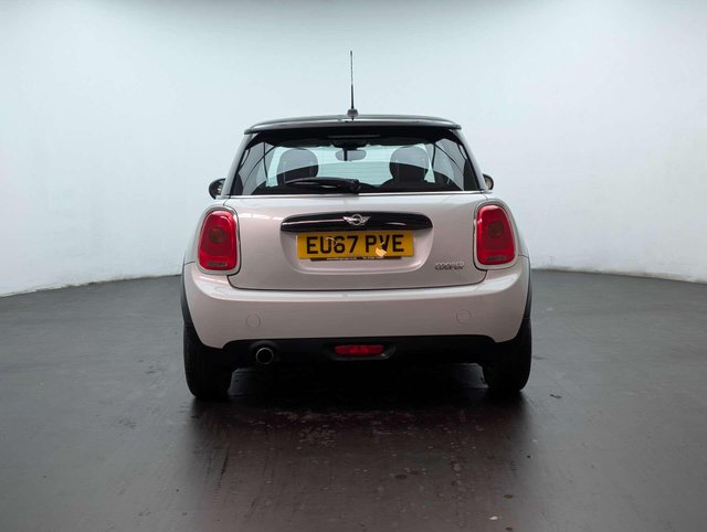 USED 2017 67 MINI HATCH 1.5 Cooper 3dr CLICK+COLLECT / HOME DELIVERY