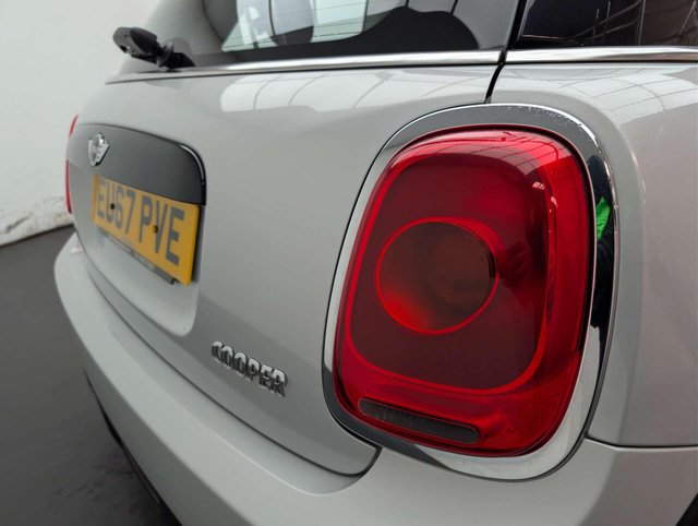 USED 2017 67 MINI HATCH 1.5 Cooper 3dr CLICK+COLLECT / HOME DELIVERY