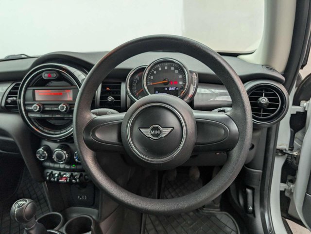 USED 2017 67 MINI HATCH 1.5 Cooper 3dr CLICK+COLLECT / HOME DELIVERY