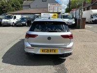 USED 2021 21 VOLKSWAGEN GOLF 1.5 eTSI MHEV R-Line Hatchback 5dr Petrol Hybrid DSG Euro 6 (s/s) (150 ps) FULL MAIN DEALER SERVICE HISTORY. PETROL-HYBRID.