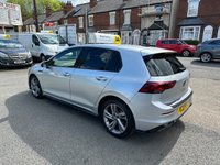 USED 2021 21 VOLKSWAGEN GOLF 1.5 eTSI MHEV R-Line Hatchback 5dr Petrol Hybrid DSG Euro 6 (s/s) (150 ps) FULL MAIN DEALER SERVICE HISTORY. PETROL-HYBRID.