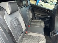 USED 2021 21 VOLKSWAGEN GOLF 1.5 eTSI MHEV R-Line Hatchback 5dr Petrol Hybrid DSG Euro 6 (s/s) (150 ps) FULL MAIN DEALER SERVICE HISTORY. PETROL-HYBRID.