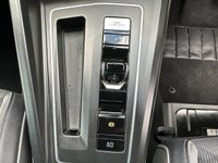 USED 2021 21 VOLKSWAGEN GOLF 1.5 eTSI MHEV R-Line Hatchback 5dr Petrol Hybrid DSG Euro 6 (s/s) (150 ps) FULL MAIN DEALER SERVICE HISTORY. PETROL-HYBRID.