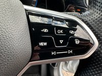 USED 2021 21 VOLKSWAGEN GOLF 1.5 eTSI MHEV R-Line Hatchback 5dr Petrol Hybrid DSG Euro 6 (s/s) (150 ps) FULL MAIN DEALER SERVICE HISTORY. PETROL-HYBRID.