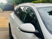 USED 2021 71 RENAULT MEGANE 1.5 Blue dCi Iconic Sport Tourer 5dr Diesel Manual Euro 6 (s/s) (115 ps) LEATHER+SAT NAV+SENSORS+ULEZ