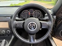 USED 2015 15 MAZDA MX-5 1.8i Sport Venture Convertible 2dr Petrol Manual Euro 5 (126 ps) RARE CREAM HEATED SEATS, TOUCH SCREEN SAT NAV, 17'' ALLOYS WITH UNIROYAL TYRES FITTED
