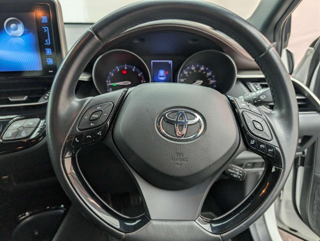USED 2018 68 TOYOTA C-HR 1.2 C-HR Excel 5dr CLICK+COLLECT / HOME DELIVERY