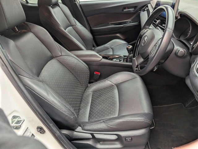 USED 2018 68 TOYOTA C-HR 1.2 C-HR Excel 5dr CLICK+COLLECT / HOME DELIVERY