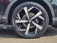 USED 2018 67 NISSAN QASHQAI 1.2 DIG-T Tekna SUV 5dr Petrol XTRON Euro 6 (s/s) (115 ps) Comprehensive Service History  |  Only 2 Owners From Brand New  |  2 Keys