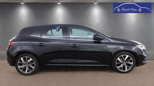View our RENAULT MEGANE