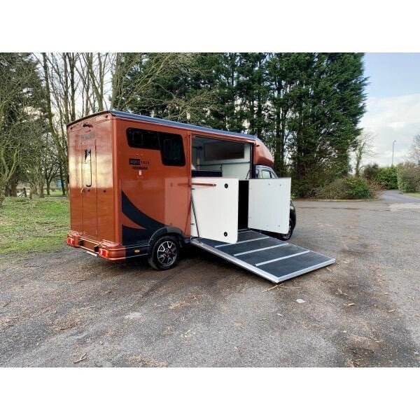 USED 2020 20 PEUGEOT BOXER 2.0 BlueHDi 335 Platform Cab 2dr Diesel Manual L3 Euro 6 (160 ps) 2 Stall FSH Very Low Miles Hi Spec