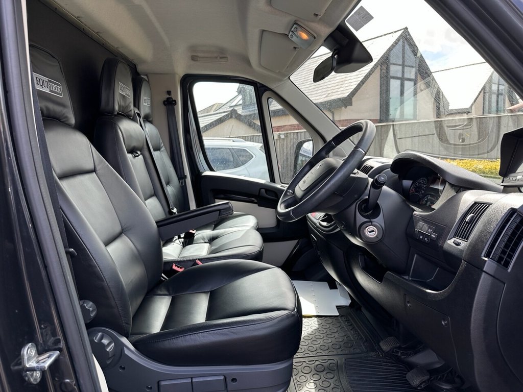 USED 2020 20 PEUGEOT BOXER 2.0 BlueHDi 335 Platform Cab 2dr Diesel Manual L3 Euro 6 (160 ps) 2 Stall FSH Very Low Miles Hi Spec