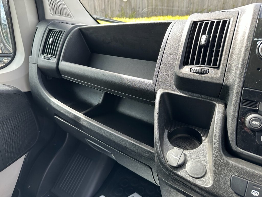 USED 2020 20 PEUGEOT BOXER 2.0 BlueHDi 335 Platform Cab 2dr Diesel Manual L3 Euro 6 (160 ps) 2 Stall FSH Very Low Miles Hi Spec