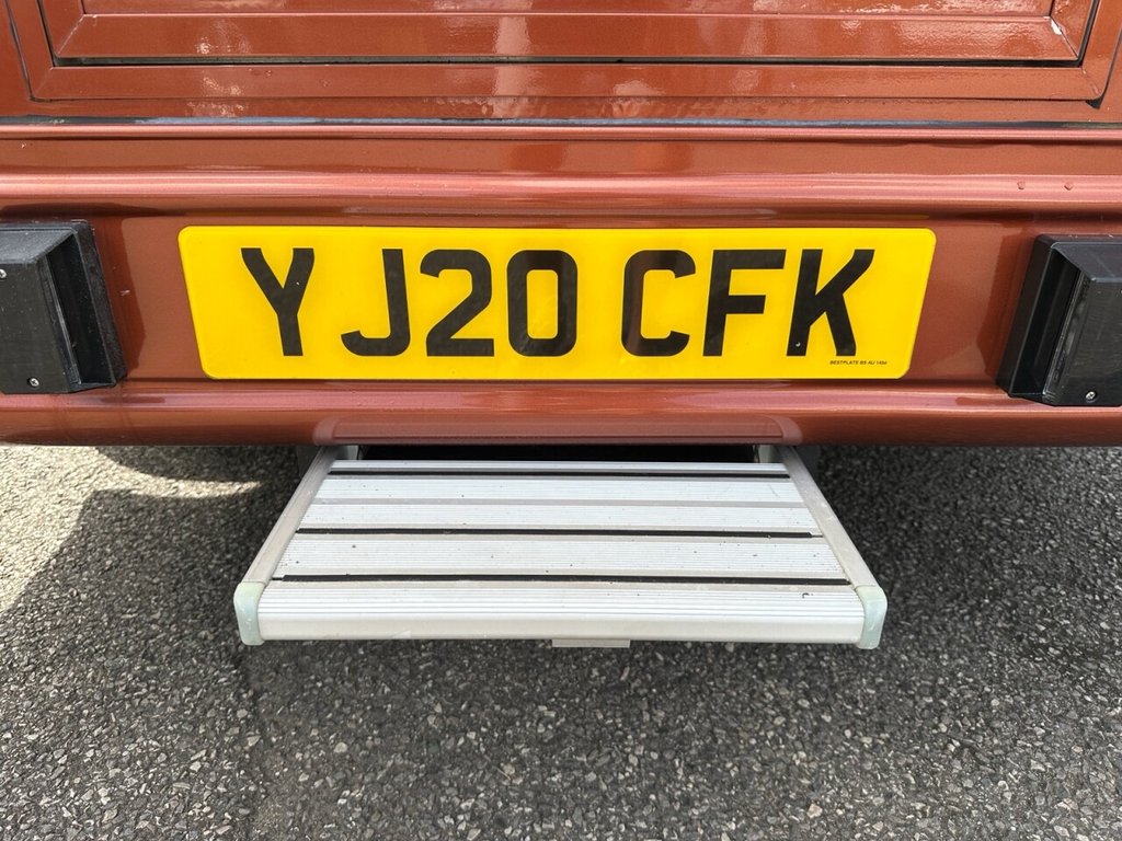 USED 2020 20 PEUGEOT BOXER 2.0 BlueHDi 335 Platform Cab 2dr Diesel Manual L3 Euro 6 (160 ps) 2 Stall FSH Very Low Miles Hi Spec