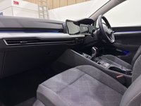 USED 2022 22 VOLKSWAGEN GOLF 1.0 TSI Life Hatchback 5dr Petrol Manual Euro 6 (s/s) (110 ps) 1own/DigiDash/AppleCP/Sensors