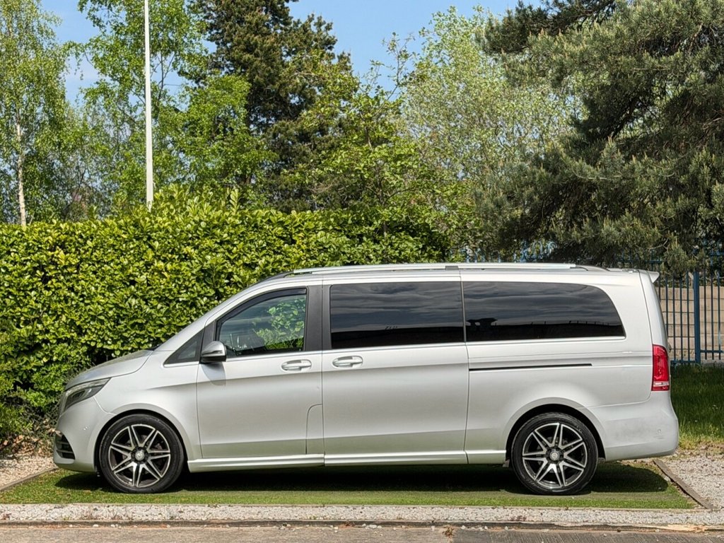 USED 2017 67 MERCEDES-BENZ V-CLASS 2.2 V220d AMG Line MPV 5dr Diesel G-Tronic+ Euro 6 (s/s) 8 Seat XLWB (163 ps) 8 SEATS, SAT NAV, RCAM