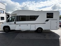 USED 2019 19 ADRIA CORAL 670 SL AXESS 4 Belt - 3 Berth - End Fixed Singles Over Storage 