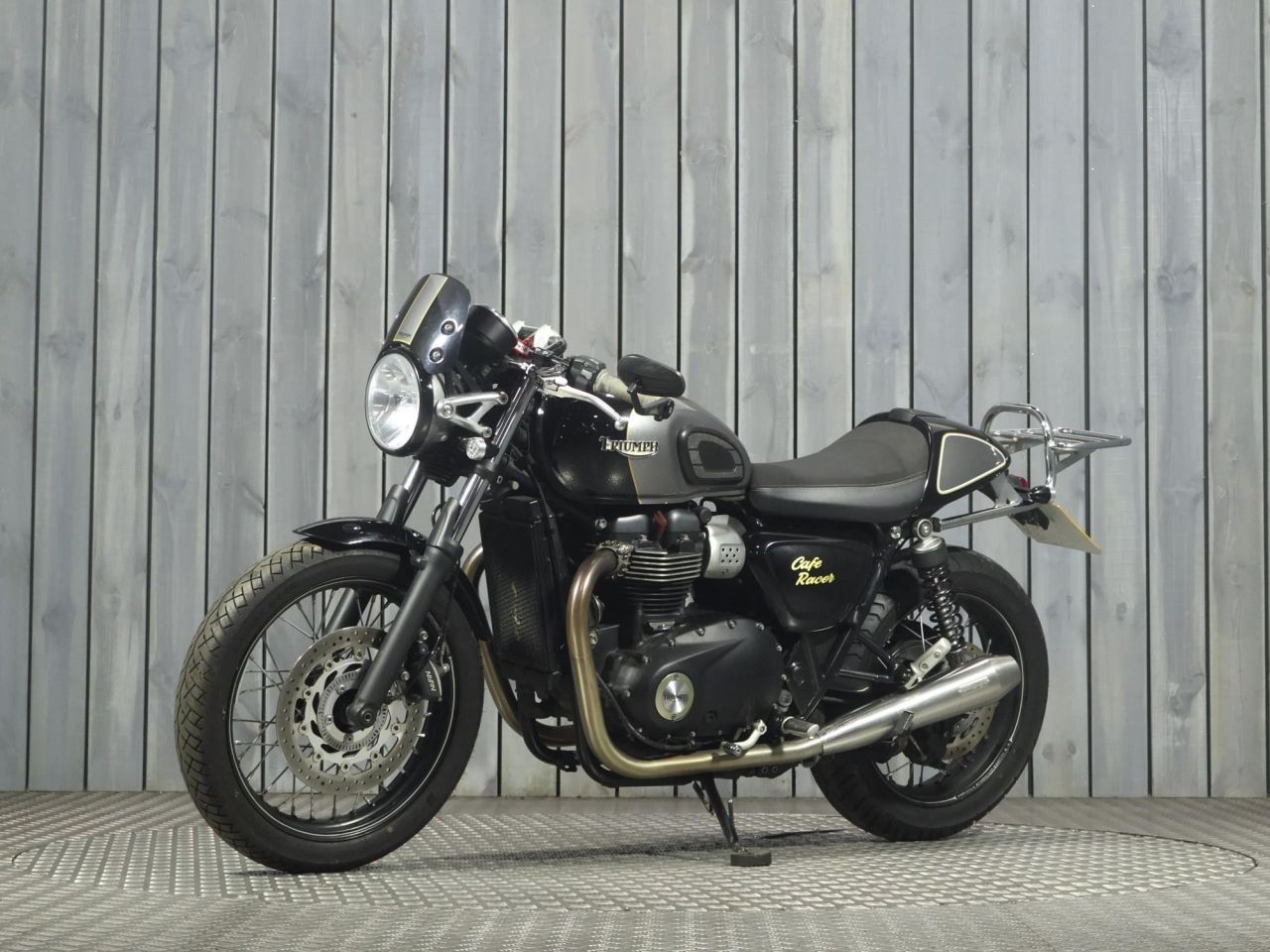 TRIUMPH STREET CUP