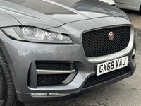 USED 2018 68 JAGUAR F-PACE 2.0 D180 R-Sport SUV 5dr Diesel Auto AWD Euro 6 (s/s) (180 ps) AUTO -- 4WD -- FULL SERVICE HISTORY -- HEATED LEATHER -- 19inch ALLOYS -- SAT NAV