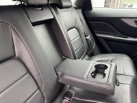 USED 2018 68 JAGUAR F-PACE 2.0 D180 R-Sport SUV 5dr Diesel Auto AWD Euro 6 (s/s) (180 ps) AUTO -- 4WD -- FULL SERVICE HISTORY -- HEATED LEATHER -- 19inch ALLOYS -- SAT NAV