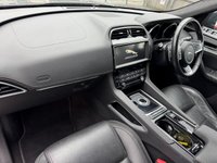 USED 2018 68 JAGUAR F-PACE 2.0 D180 R-Sport SUV 5dr Diesel Auto AWD Euro 6 (s/s) (180 ps) AUTO -- 4WD -- FULL SERVICE HISTORY -- HEATED LEATHER -- 19inch ALLOYS -- SAT NAV