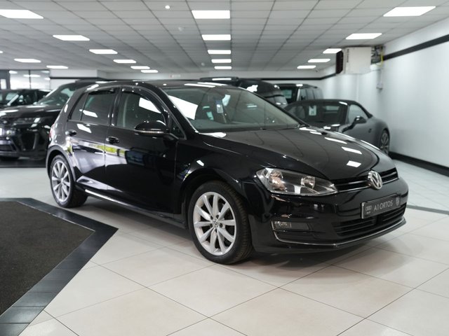 View our Volkswagen Golf 2.0 TDI BlueMotion Tech GT Hatchback 5dr Diesel Manual Euro 6 (s/s) (150 ps)