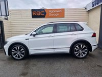 USED 2017 66 VOLKSWAGEN TIGUAN 2.0 TDI BlueMotion Tech R-Line SUV 5dr Diesel DSG 4Motion Euro 6 (s/s) (150 ps) PANOMRAMIC GLASS ROOF !!