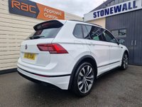USED 2017 66 VOLKSWAGEN TIGUAN 2.0 TDI BlueMotion Tech R-Line SUV 5dr Diesel DSG 4Motion Euro 6 (s/s) (150 ps) PANOMRAMIC GLASS ROOF !!