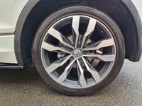 USED 2017 66 VOLKSWAGEN TIGUAN 2.0 TDI BlueMotion Tech R-Line SUV 5dr Diesel DSG 4Motion Euro 6 (s/s) (150 ps) PANOMRAMIC GLASS ROOF !!