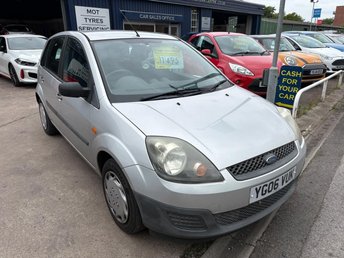2006 FORD FIESTA