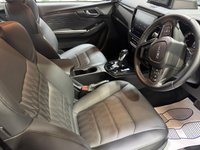 USED 2025 75 ISUZU D-MAX 1.9 TD V-Cross Pickup Double Cab 4dr Diesel Auto 4WD Euro 6 (s/s) (164 ps) 33K PLUS VAT PNLY 50 MILES