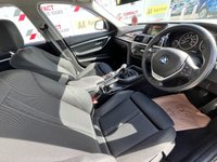 USED 2017 11 BMW 3 SERIES 2.0 320i Sport Saloon 4dr Petrol Manual Euro 6 (s/s) (184 ps) GREAT SPEC !!!