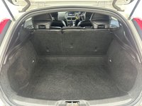 USED 2015 65 VOLVO V40 2.0 D4 R-Design Lux Nav Hatchback 5dr Diesel Manual Euro 6 (s/s) (190 ps) 