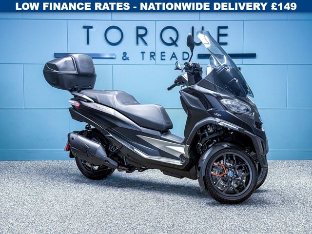 View our PIAGGIO MP3 530