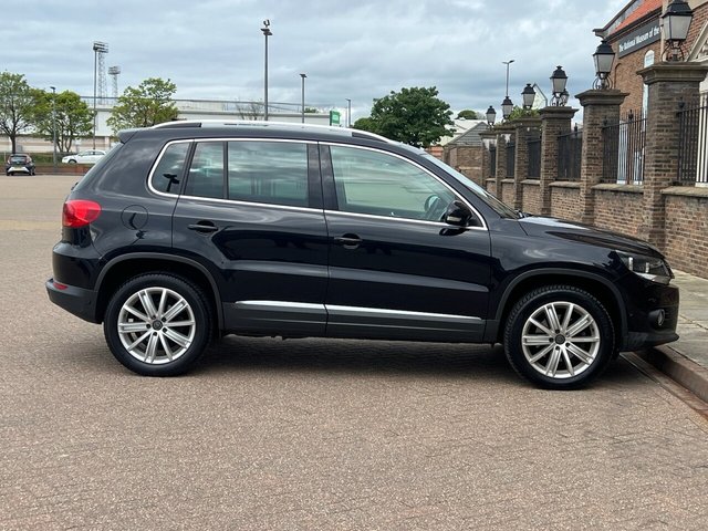 View our VOLKSWAGEN TIGUAN