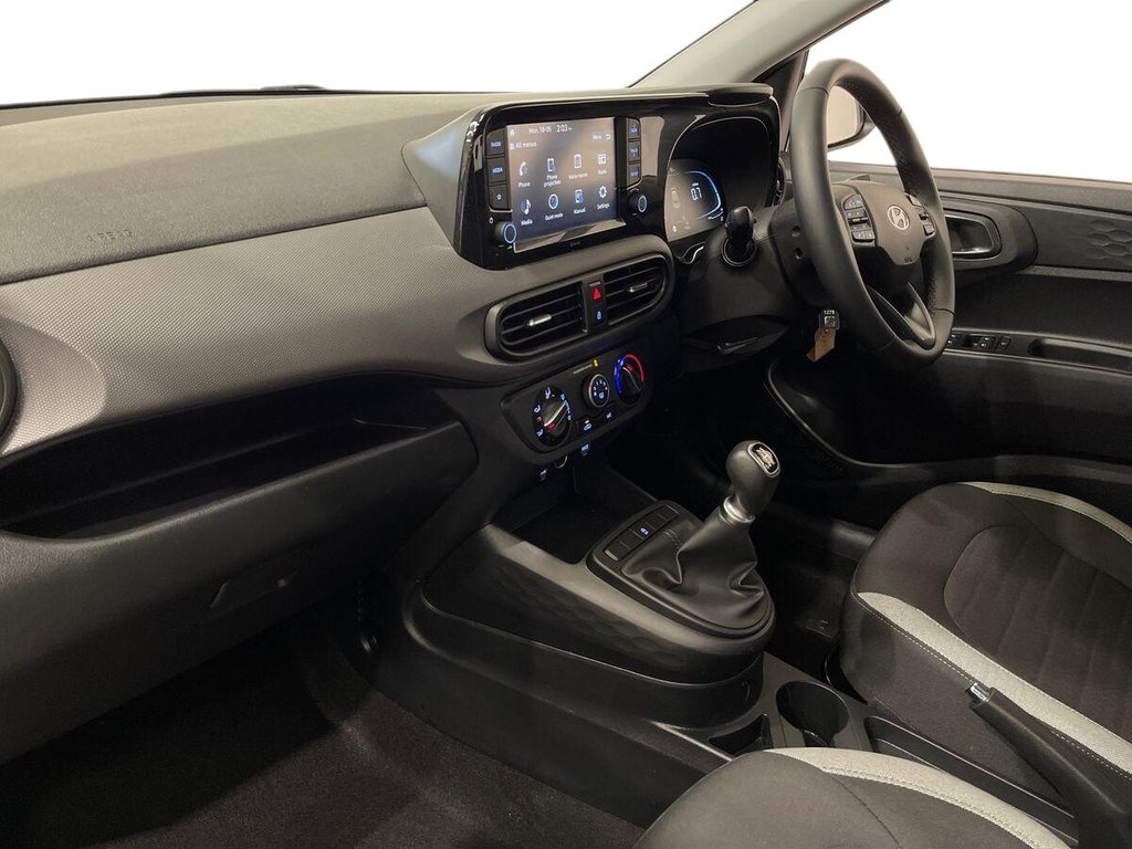 USED 2023 73 HYUNDAI I10 1.0 Advance Hatchback 5dr Petrol Manual Euro 6 (s/s) (67 ps) one owner from new