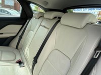 USED 2016 16 JAGUAR F-PACE 2.0 D180 Prestige SUV 5dr Diesel Auto AWD Euro 6 (s/s) (180 ps) THIS LOVELY AUTOMATIC FAMILY SUV COMES WITH AN MOT UNTIL MAY 2027, JAGUAR SERVICE HISTORY, 2 KEYS, ALLOY WHEELS, SAT NAV, FULL LEATHER INTERIOR AND MORE