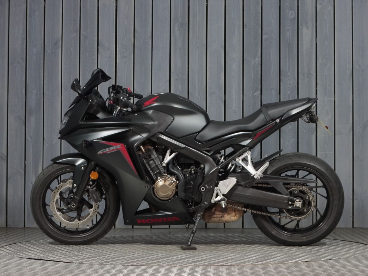 HONDA CBR650F