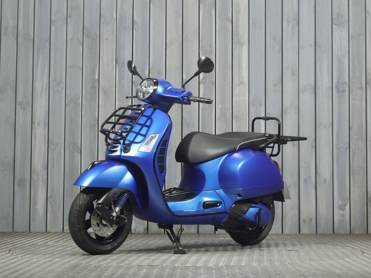 PIAGGIO Vespa GTS 300
