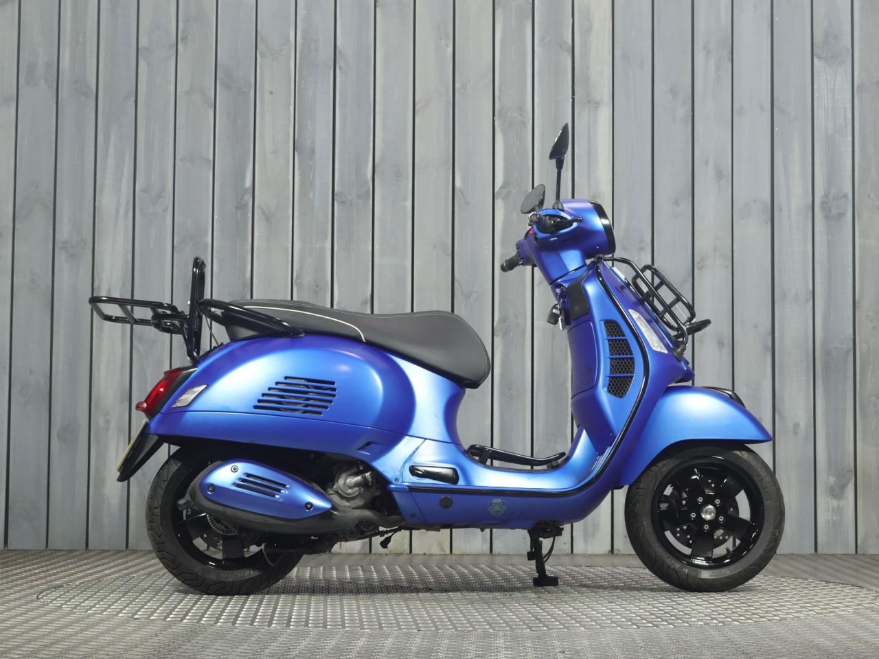PIAGGIO Vespa GTS 300