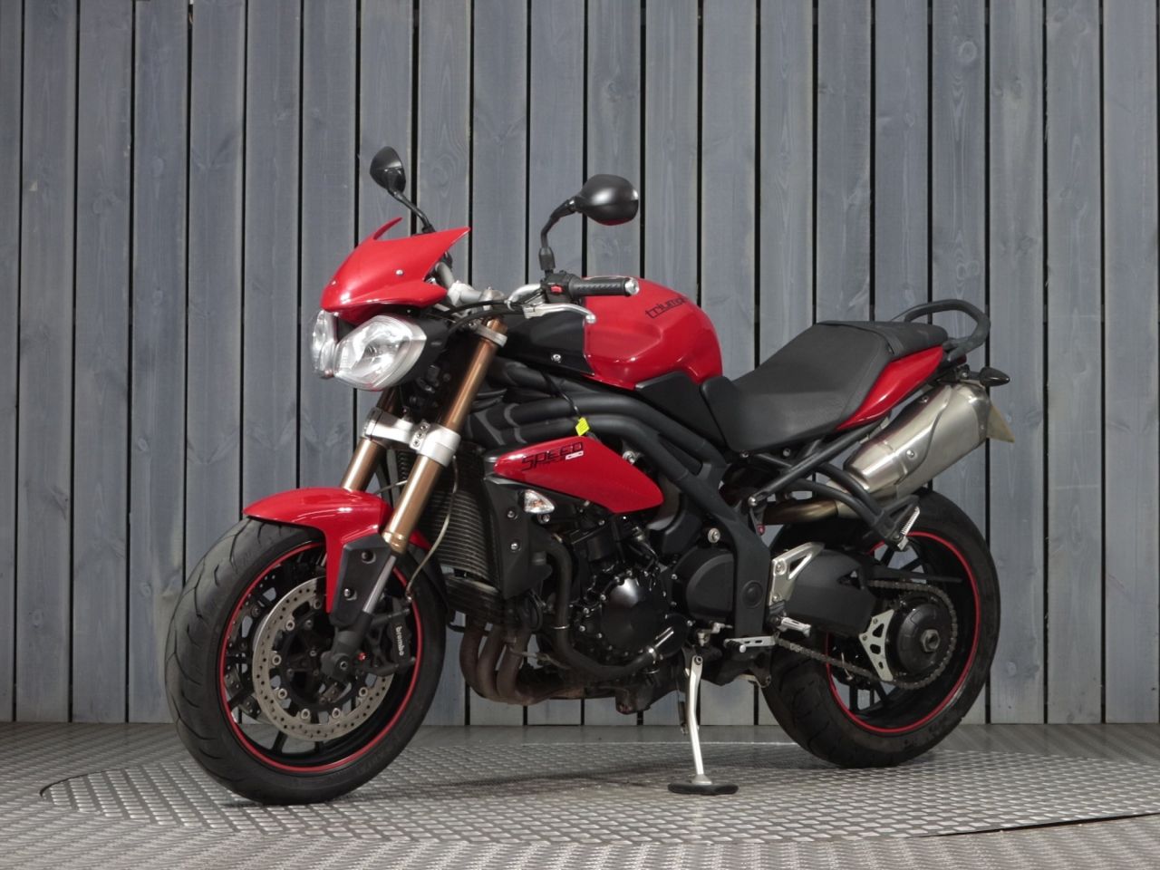 TRIUMPH SPEED TRIPLE 1050