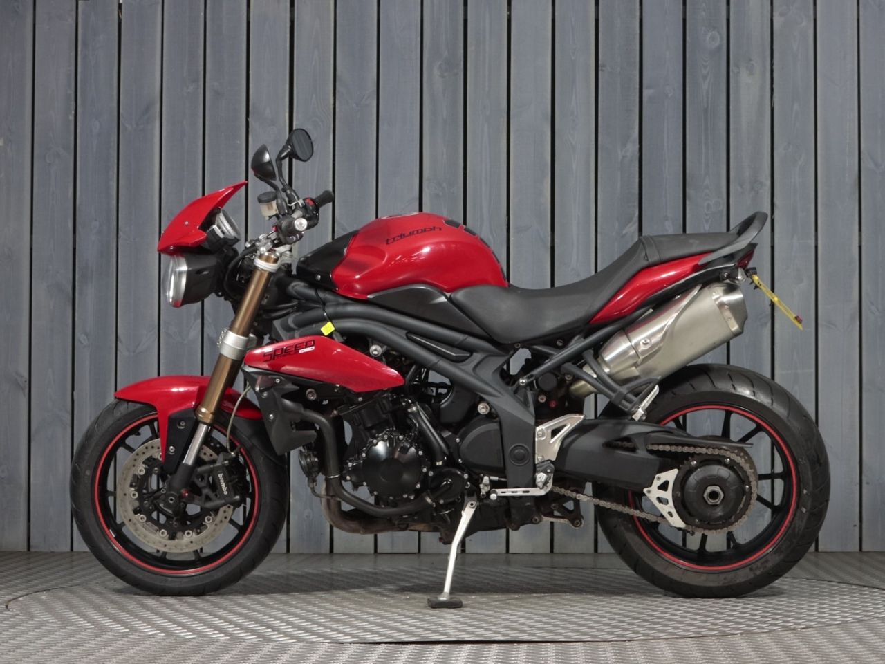 TRIUMPH SPEED TRIPLE 1050
