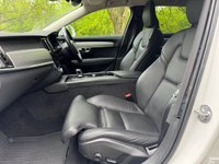 USED 2022 22 VOLVO V90 Cross Country 2.0 B6 MHEV Estate 5dr Petrol Hybrid Auto AWD Euro 6 (s/s) (300 ps) ONE FORMER KEEPER FROM NEW