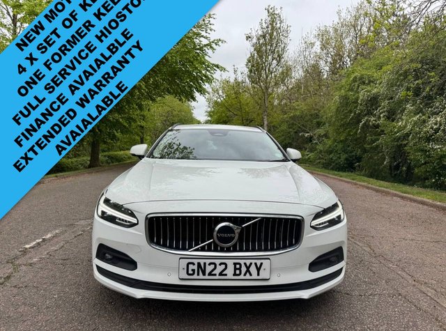 View our VOLVO V90 Cross Country