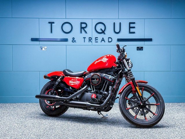 2019 68 Harley-Davidson Sportster 883 XL883N Iron 883 Custom Cruiser